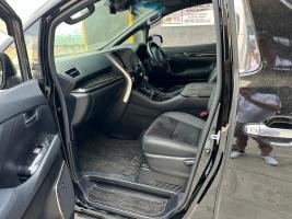 Toyota-Black-Alphard-12