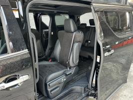 Toyota-Black-Alphard-6
