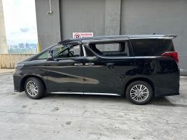 Toyota-Black-Alphard-7